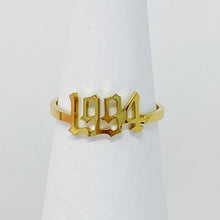 Load image into Gallery viewer, Birth Year Ring