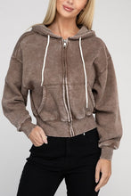 Load image into Gallery viewer, Black Acid Wash Fleece Cropped Zip-Up Hoodie