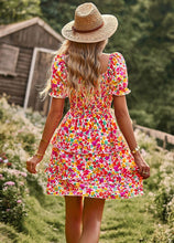 Load image into Gallery viewer, Boho Floral Yellow Square Neck Short Sleeve Dress