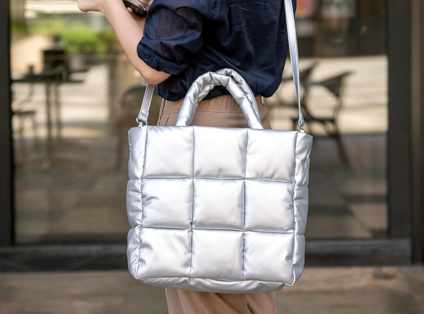 Silver quilted bag shop