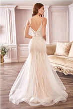 Load image into Gallery viewer, Gorgeous Beaded Sleeveless Tulle Mermaid Wedding Dress