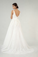 Load image into Gallery viewer, Textured White Lace V Back Sleeveless Wedding Gown