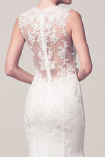 Load image into Gallery viewer, Lace Embroidered White V-Neck Sleeveless Mermaid Bridal Gown