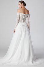 Load image into Gallery viewer, Wedding Lace Off White Sweetheart Style Long Sleeve Gown