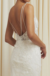 Elegant White Lace Sheath Wedding Dress with Detachable Overskirt