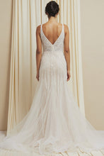 Load image into Gallery viewer, Bridal Vision V-Neck Sleeveless Lace Tulle Mermaid Wedding Dress