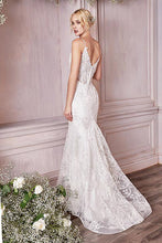 Load image into Gallery viewer, Beautiful Embroidered Lace Mermaid White Wedding Dress