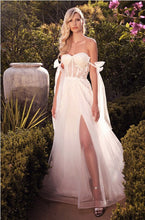 Load image into Gallery viewer, Structured Corset Style Sweetheart White Tulle Wedding Gown