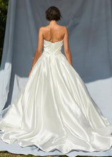 Load image into Gallery viewer, Mikado Draped Satin Sweetheart Strapless Wedding Dress