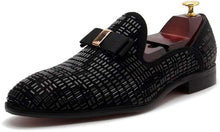 Load image into Gallery viewer, Luxurious Black Leather Timeless Style Casual Men&#39;s Loafer