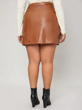 Load image into Gallery viewer, Plus Size Brown Faux Leather Mini Skirt