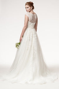 Elegant Sheer Vintage Long Lace Wedding Dress