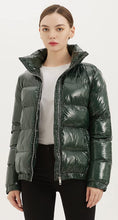 Load image into Gallery viewer, Quilted Green Shiny Padded Women&#39;s Puffer Jacket