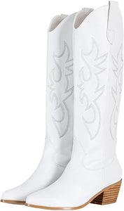 Sophisticated White Pointed Toe Cowgirl Boots