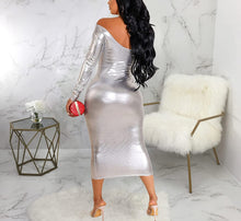 Load image into Gallery viewer, Sparkly Silver Elegant Bodycon Long Sleeve Midi Party Dress