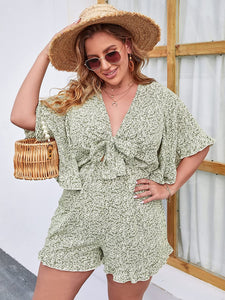 Plus Size V-Neck Ditsy Floral Wrap Tie Casual Short Rompers