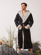 Load image into Gallery viewer, Men&#39;s Black Hooded Long Sleeve Plush Velvet Robe