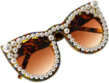Load image into Gallery viewer, Nightless City Pearl Frame Large Crystal Sunglasses