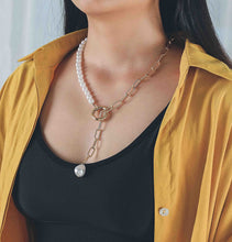 Load image into Gallery viewer, Pearl Choker Pendant Paperclip Chain Gold Necklace
