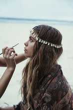Load image into Gallery viewer, Vintage Bohemian Chain Shell Pendant Head Piece