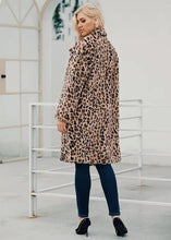 Load image into Gallery viewer, Fashionable Leopard Print Women&#39;s Faux Fur Coat