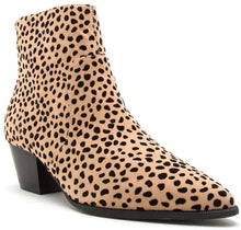 Load image into Gallery viewer, Heritage Shoe  Leopard Pointed Toe Ankle Boots