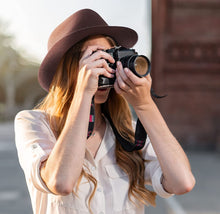 Load image into Gallery viewer, Men&#39;s Brown Timelessly Classic Manhattan Fedora Hat