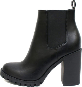 Casual Black Ankle Boot Elastic Gore and Chunky Heel