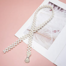 Load image into Gallery viewer, White Pearl Flower Women&#39;s Dress Belt Pearl Bridal Beaded Shiny Diamond Waist Chain