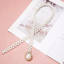 Load image into Gallery viewer, Big Pearl Flower Women&#39;s Dress Belt Pearl Bridal Beaded Shiny Diamond Waist Chain
