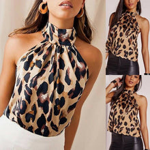 Load image into Gallery viewer, Leopard Printed Halter Sleeveless Crop Top